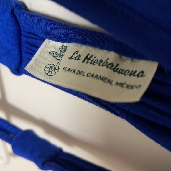 Blue dress. Size:No size smoke and pets free home! - Picture 2 of 3